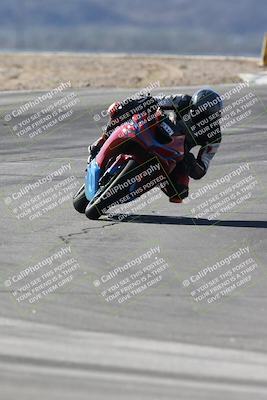 media/Jan-15-2026-Racers Edge (Thu) [[dfebeb70ab]]/3-B Group/Session 1 (Turns 9 and 8)/